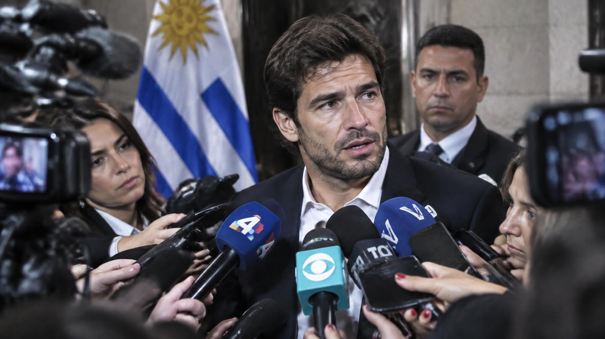 uruguayan celebrity press conference